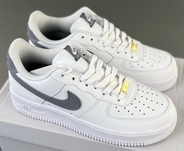 Women Air Force 1 061